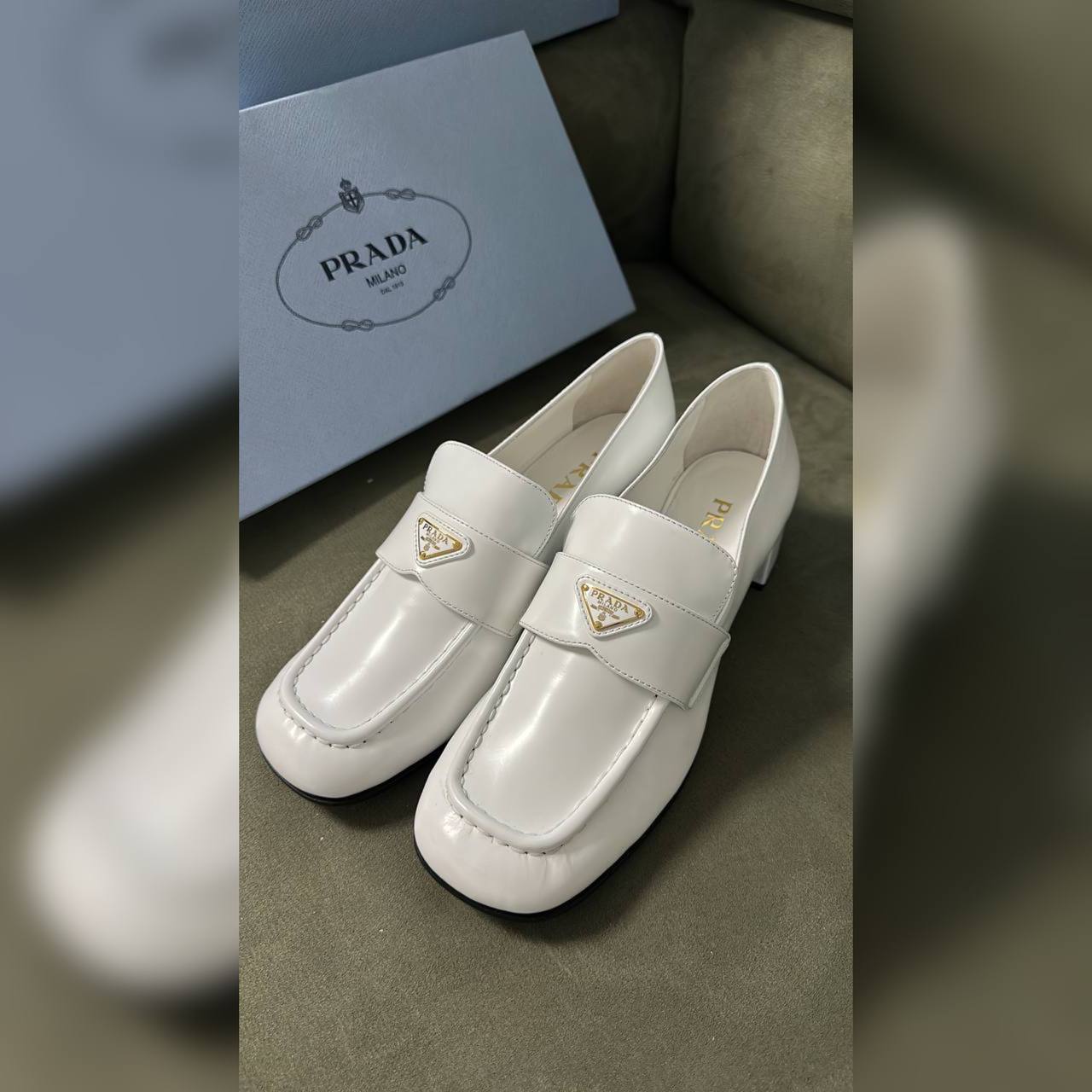 Loafers Prada